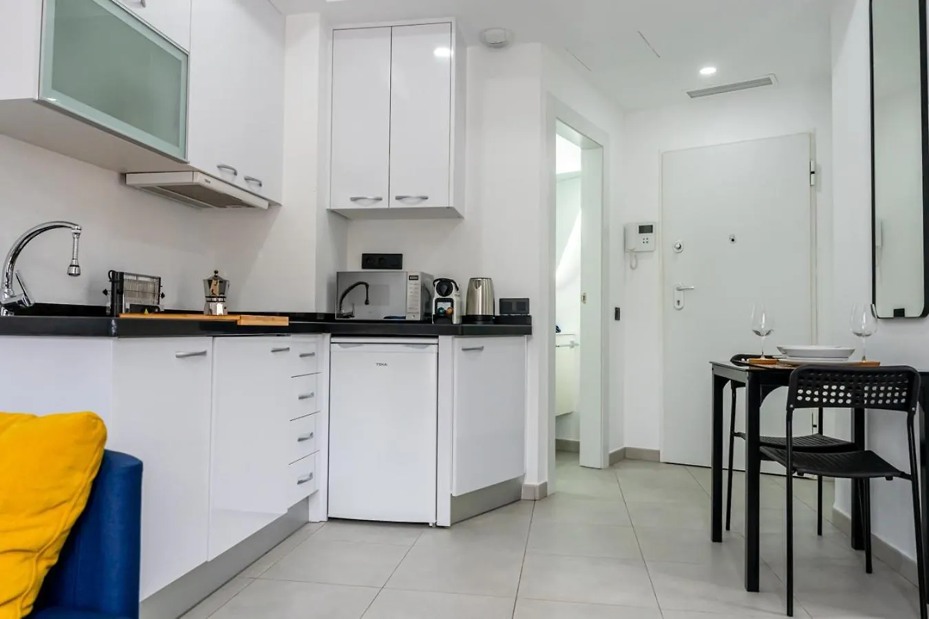 Modern Wave Escape Apartment With Private Parking And Rooftop Pool By Namaste Elite Torremolinos 0*,